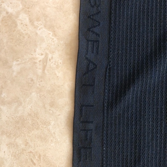 Run swiftly Lululemon size 6 - Picture 3 of 4